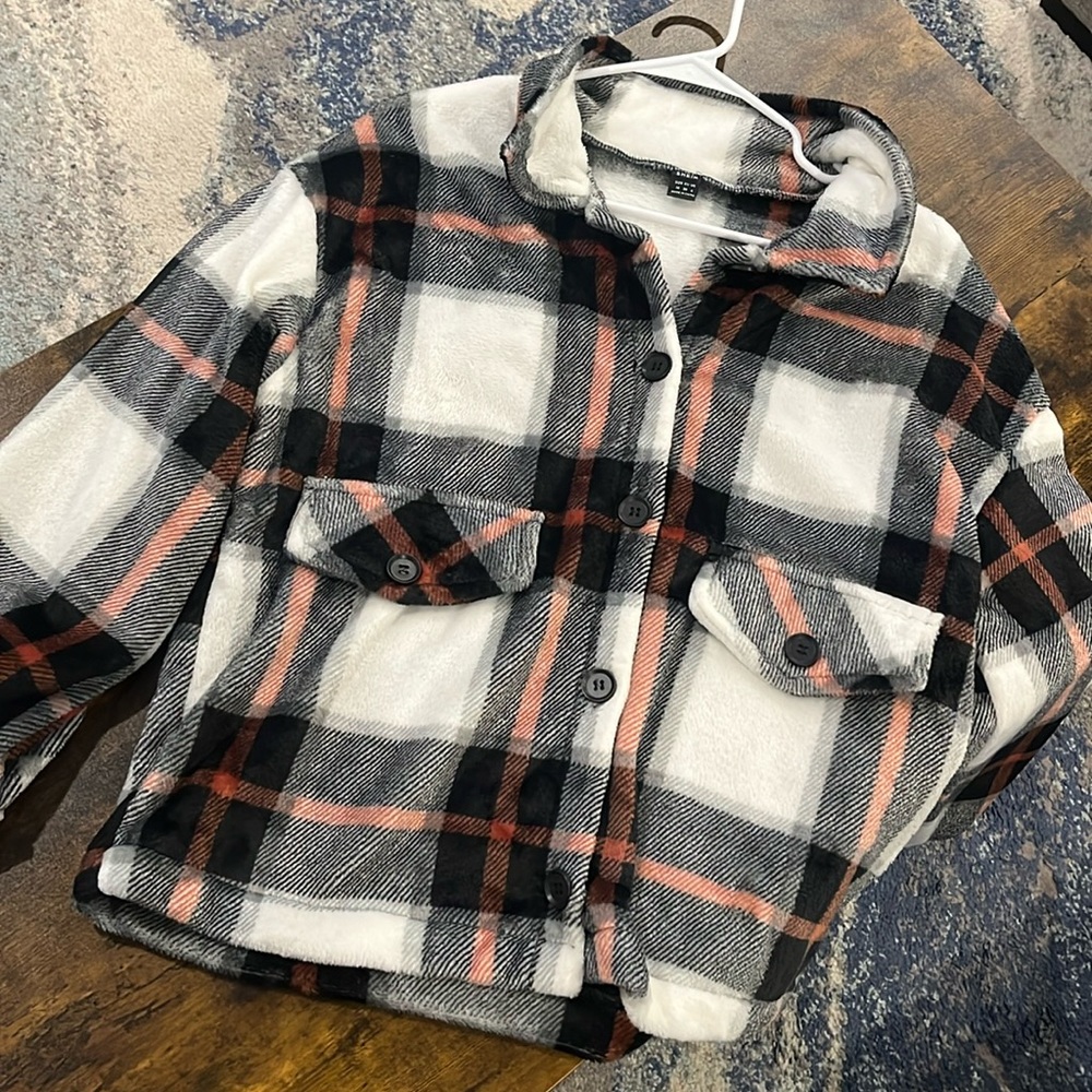 Women’s Plaid Sweater